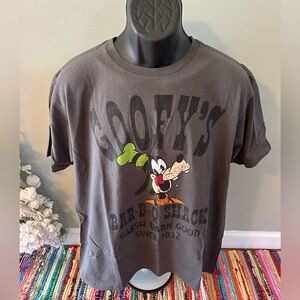 NEW Disney Goofy's Bar-B-Q Shack Tee Shirt Garsh Darn Good Since 1932 Gray Large
